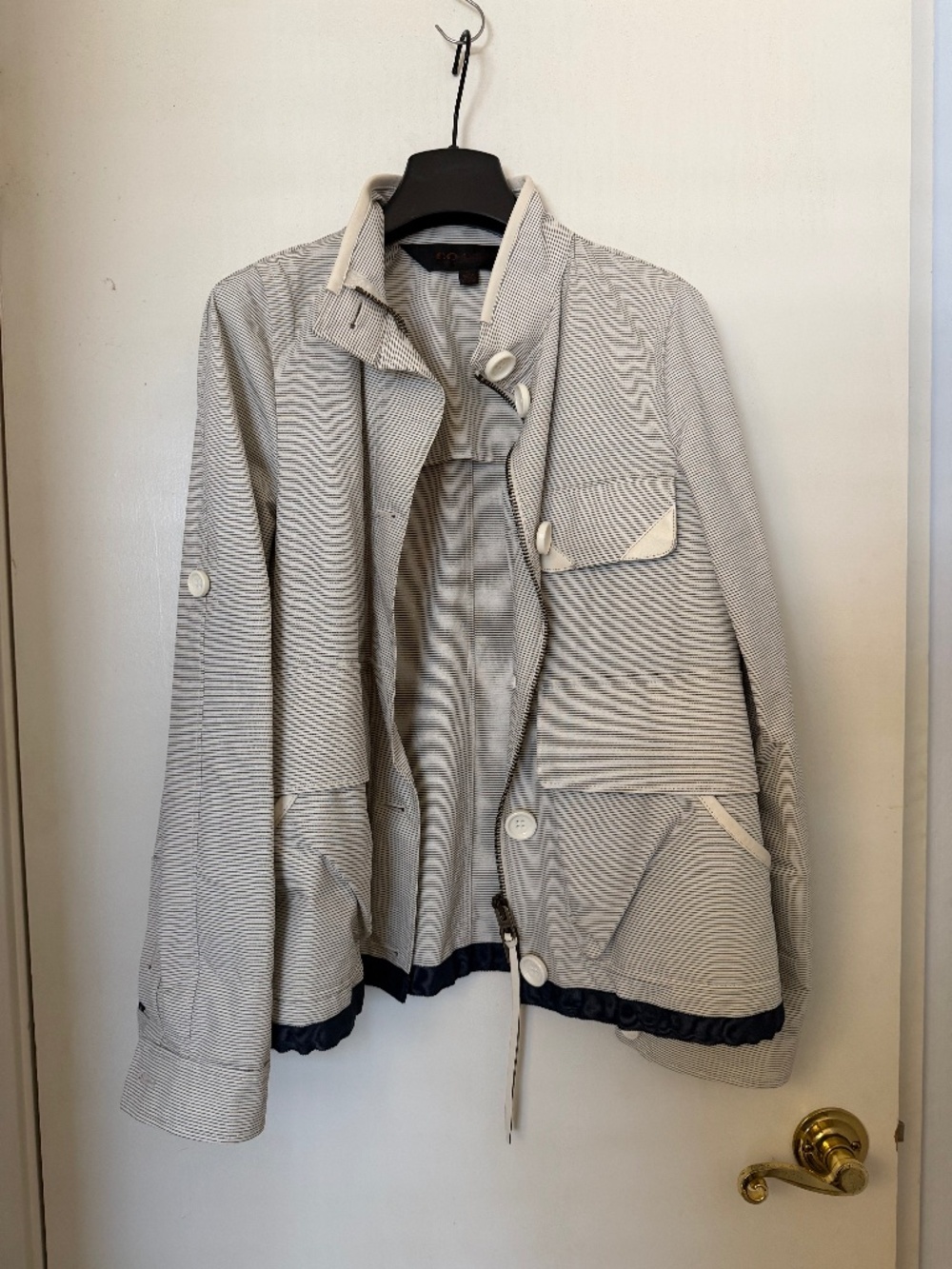 Coach Women’s coat (Like new) - Picture 3 of 12